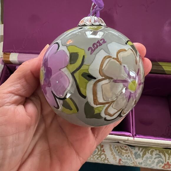 Lot of 3 Vera Bradley hand painted floral glass Christmas tree ornaments retired - Picture 2 of 9